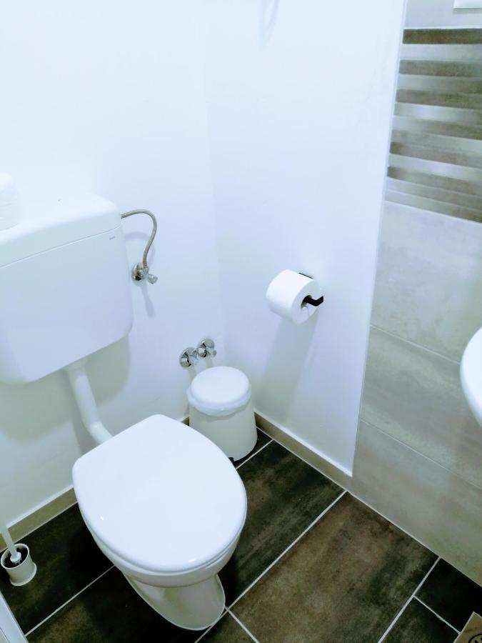 Zpula Center Studio Apartments المظهر الخارجي الصورة